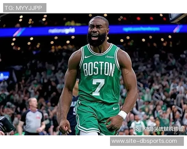 杰伦布朗带领球队逆转胜利关键第三节独得15分助力取胜 杰伦布朗带领球队逆转胜利关键第三节独得15分助力取胜