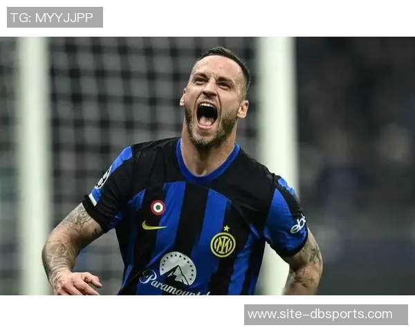 国米10月最佳球员候选揭晓迪马尔科苏契奇博尼恰尔汗奥卢争夺荣誉